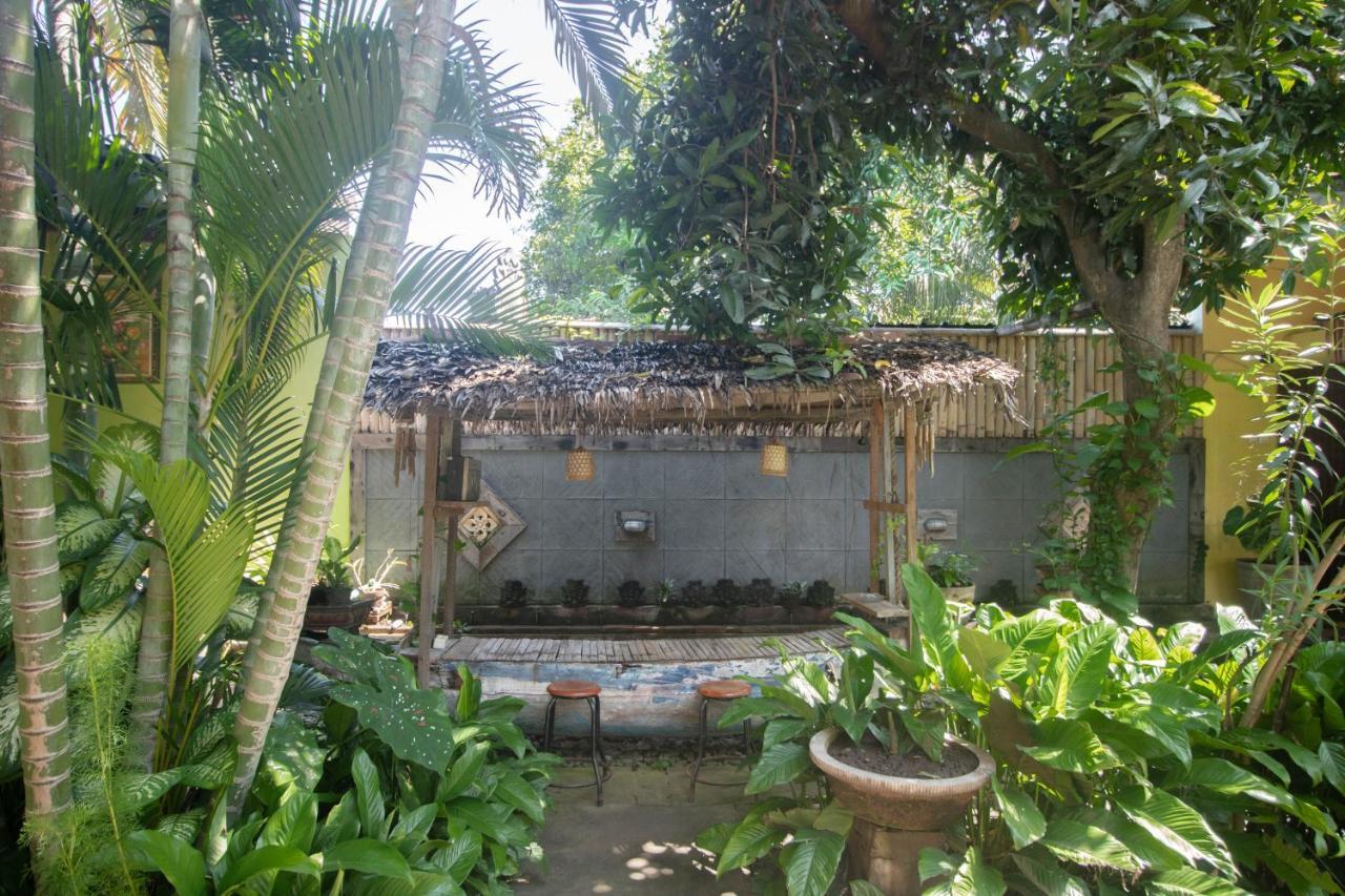 Giri Sari Guest House Pemuteran  Exterior photo